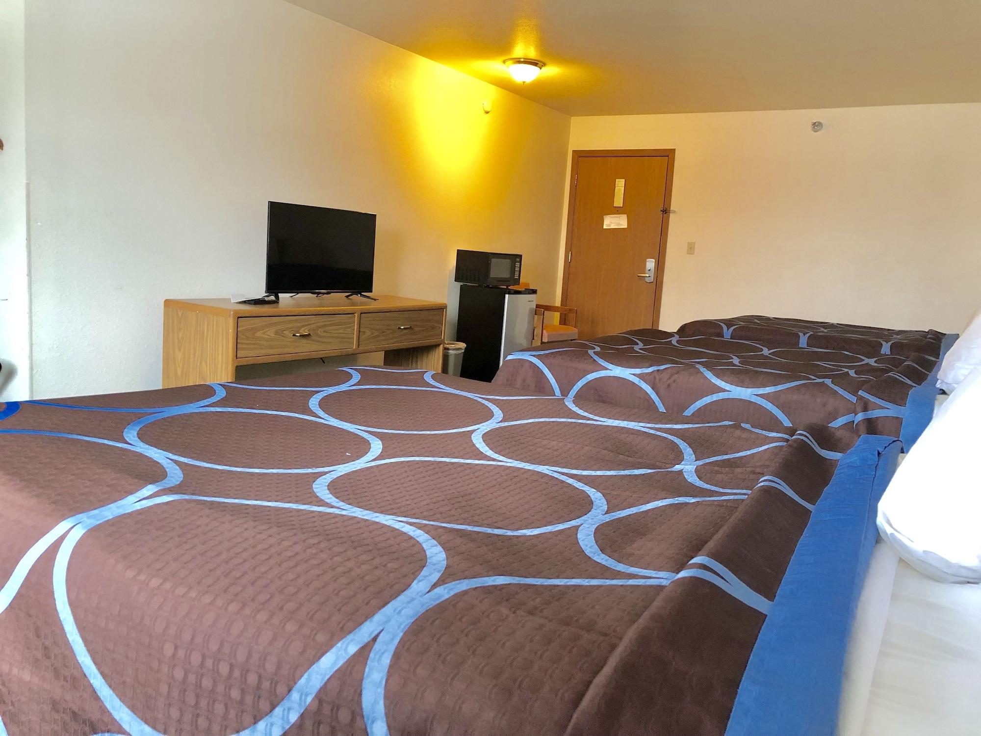 Super 8 By Wyndham Escanaba Kültér fotó
