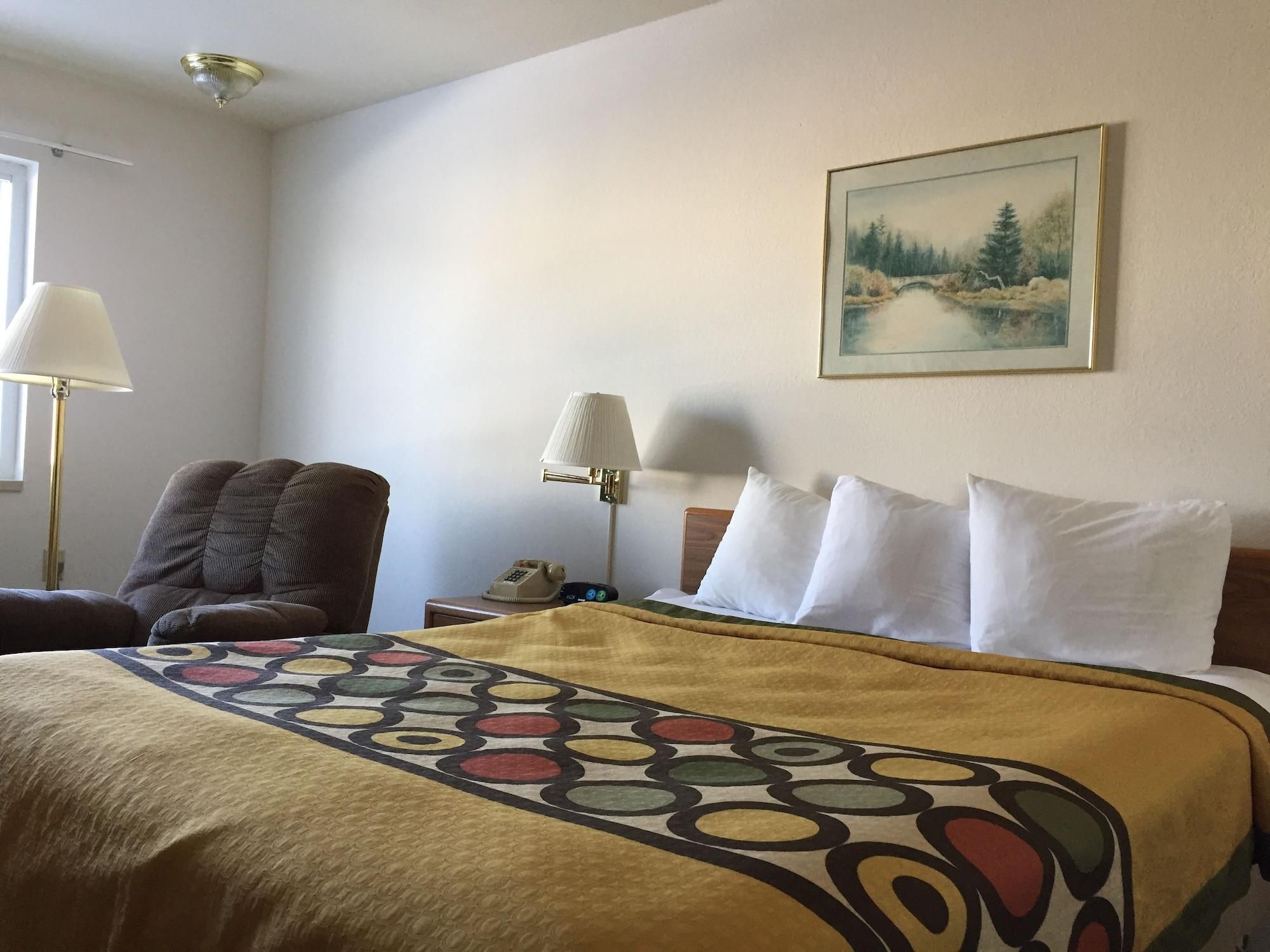 Super 8 By Wyndham Escanaba Kültér fotó
